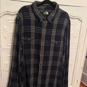 The North Face Men's Navy and White Checkered Shirt XXL